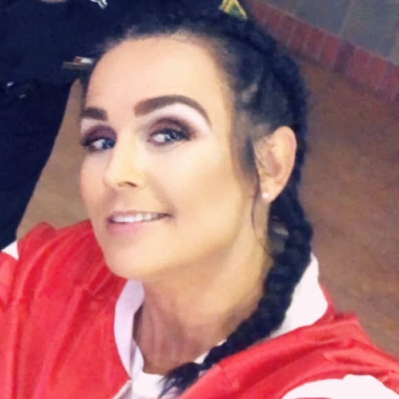 Meet your Posher, Misty - Picture 2 of 2